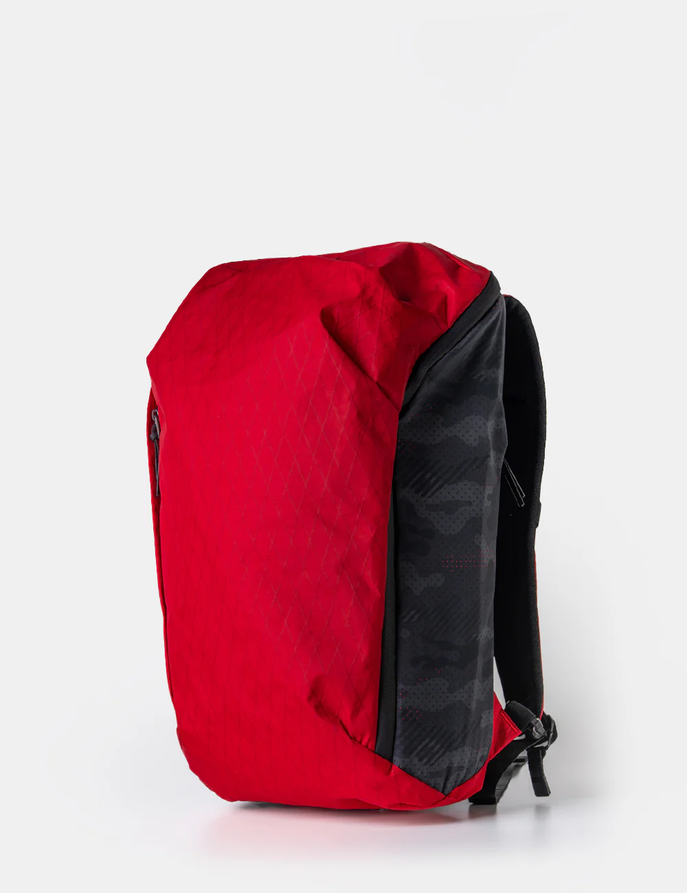 Matador® x Carryology® Redeye 24 - Red Edition